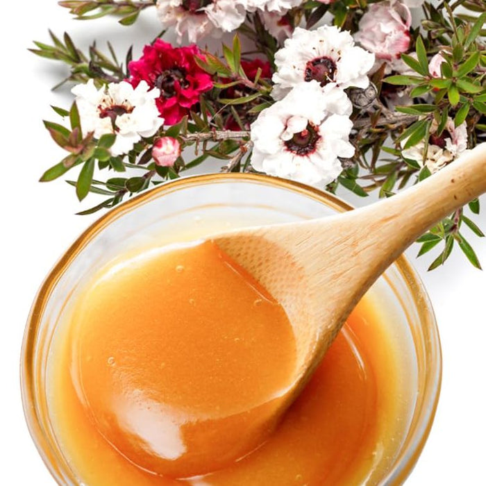 Spoonful of raw manuka honey